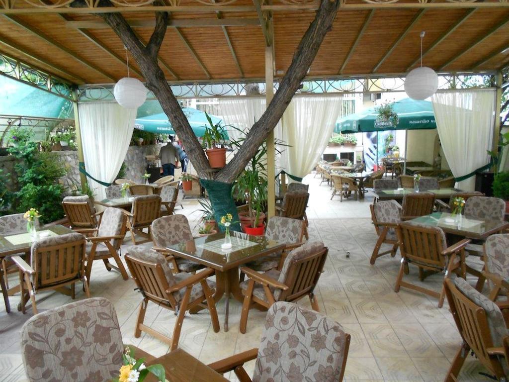 Готель Gala-Garden Бітола Екстер'єр фото